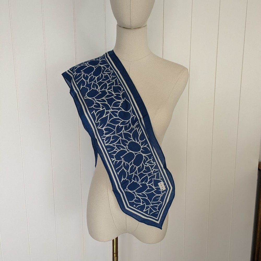 Vintage Eva MT Scarf - Blue and white tulips pattern - Narrow